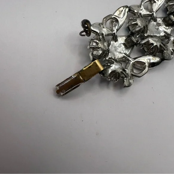 Elegant Silver Tone & Purple AB Vintage Panel Bracelet Size 6.5 - Picture 7 of 11